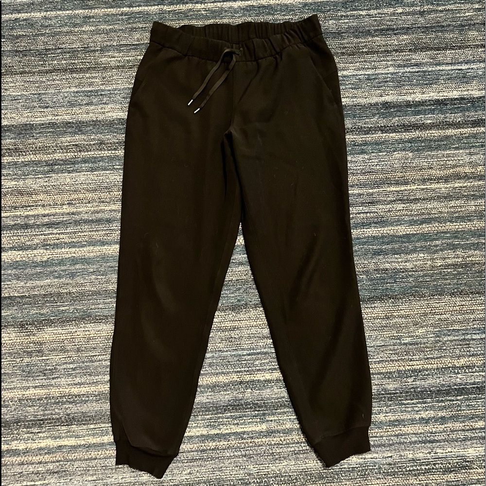 On the fly woven joggers size 8